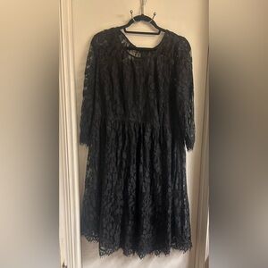 Chic Black Lace Dress